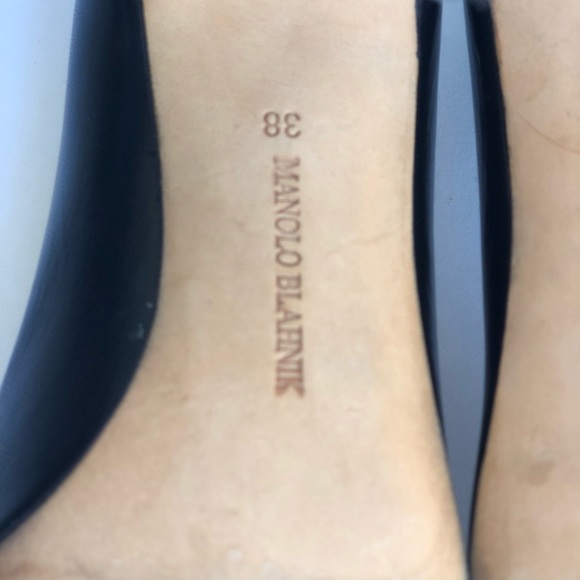 Manilo Blahnik Pump 38: Good Used Cond - Picture 6 of 6